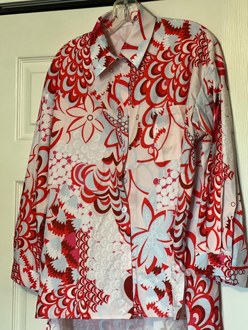 Red and White Floral Retro Button-Up Shirt and short set